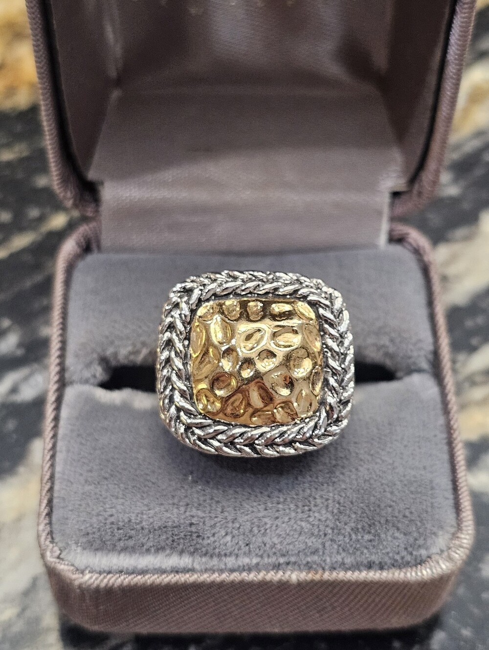 Two-Tone Textured Square Ring — Gold Center & Silver Rope Frame ~ Size 6.75